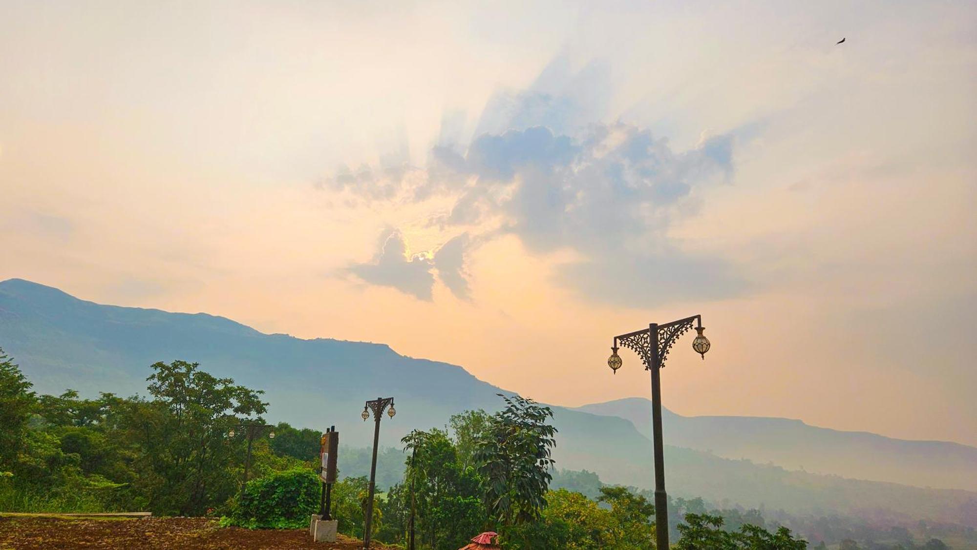 Shinde'S Tikona Valley Farm Villa ปูเน่ ภายนอก รูปภาพ